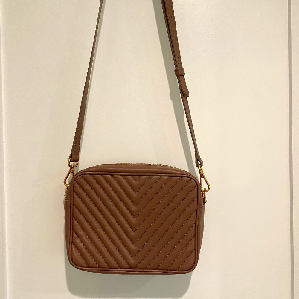 Quince Italian Leather Quilted Crossbody in Dark Taupe